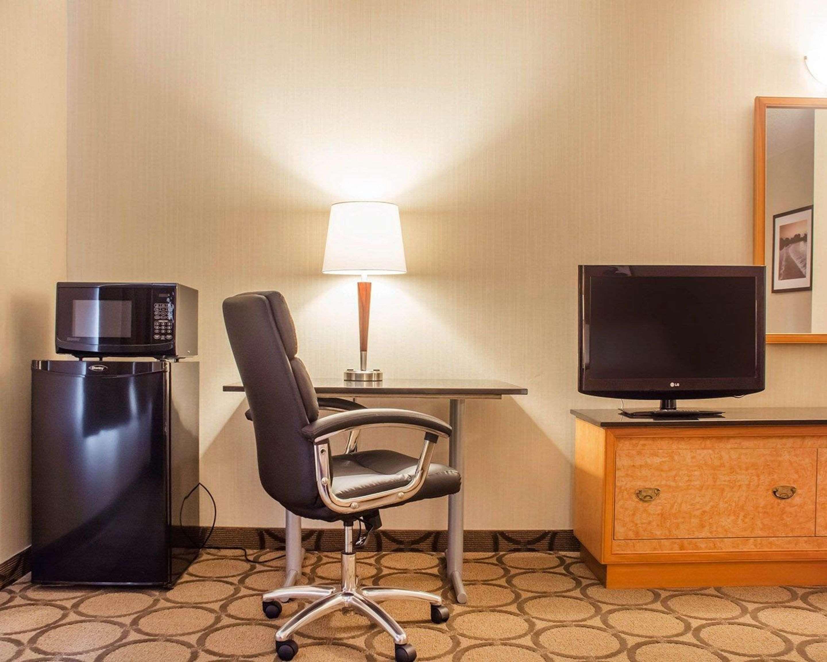 Comfort Inn Brantford Dış mekan fotoğraf