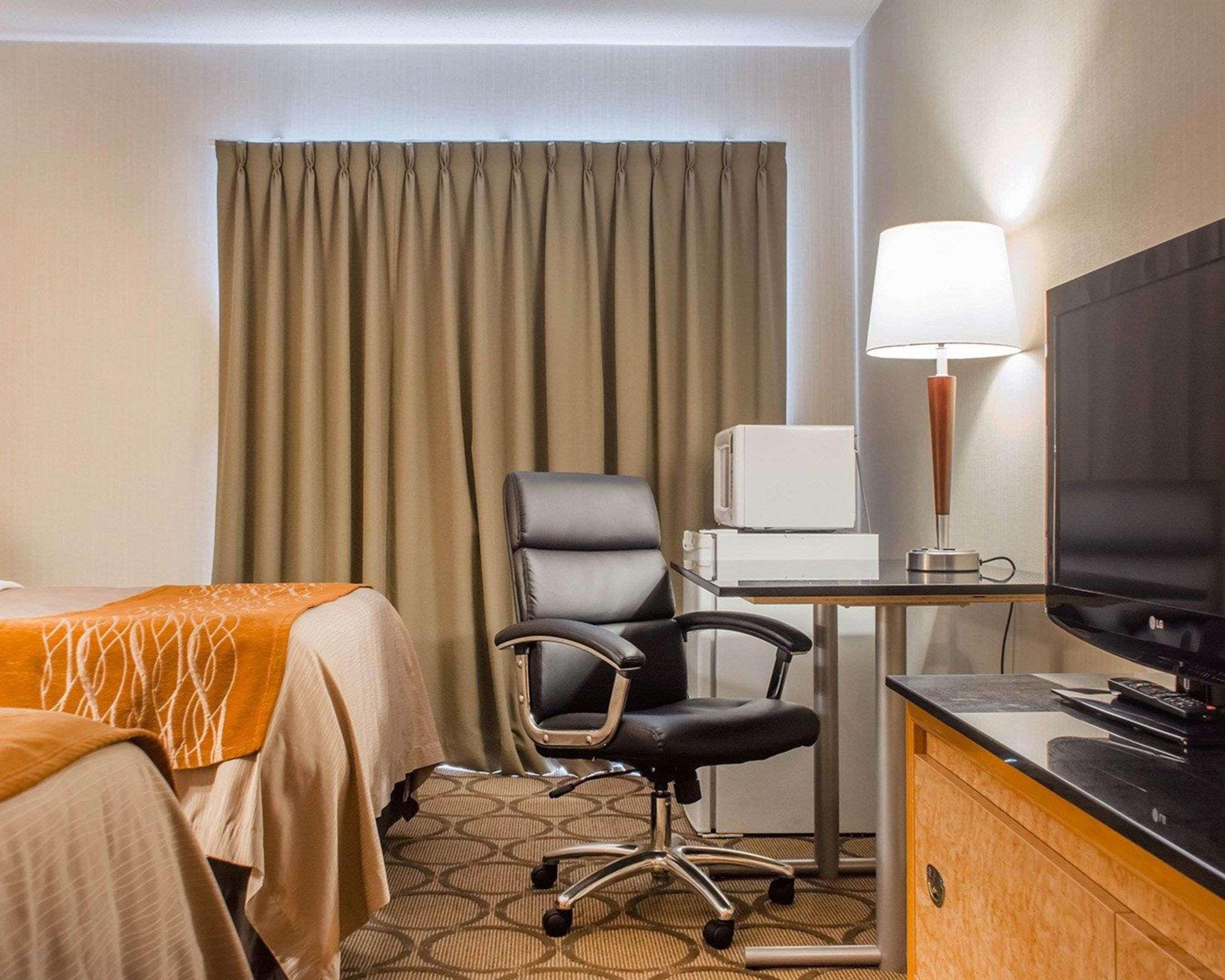 Comfort Inn Brantford Dış mekan fotoğraf
