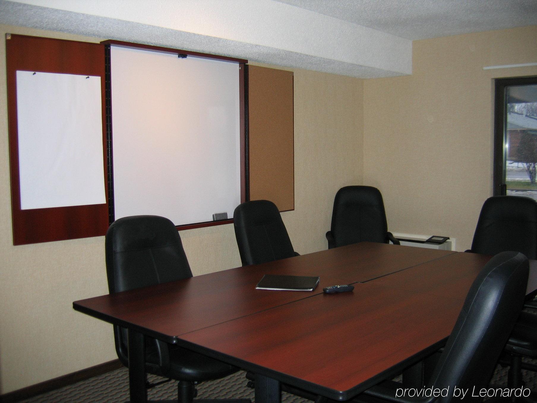 Comfort Inn Brantford Konforlar fotoğraf