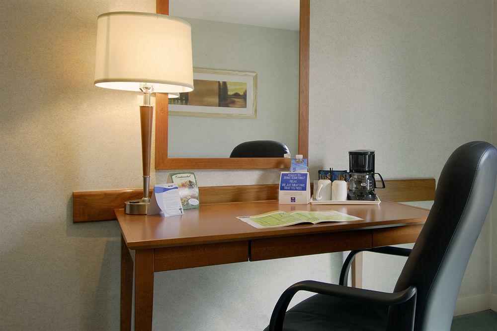 Comfort Inn Brantford Oda fotoğraf